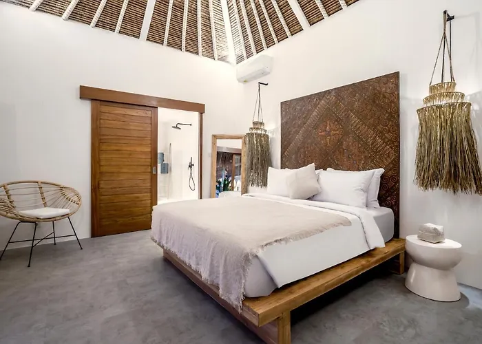 Cocotier By Alfred In Bali *