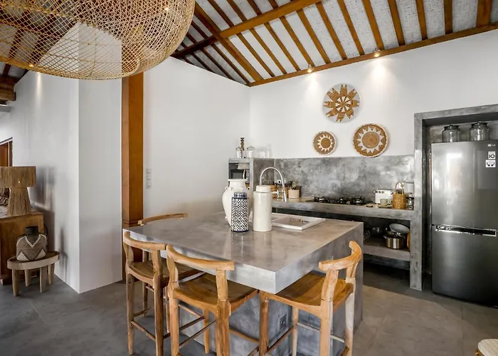 Cocotier By Alfred In Bali *